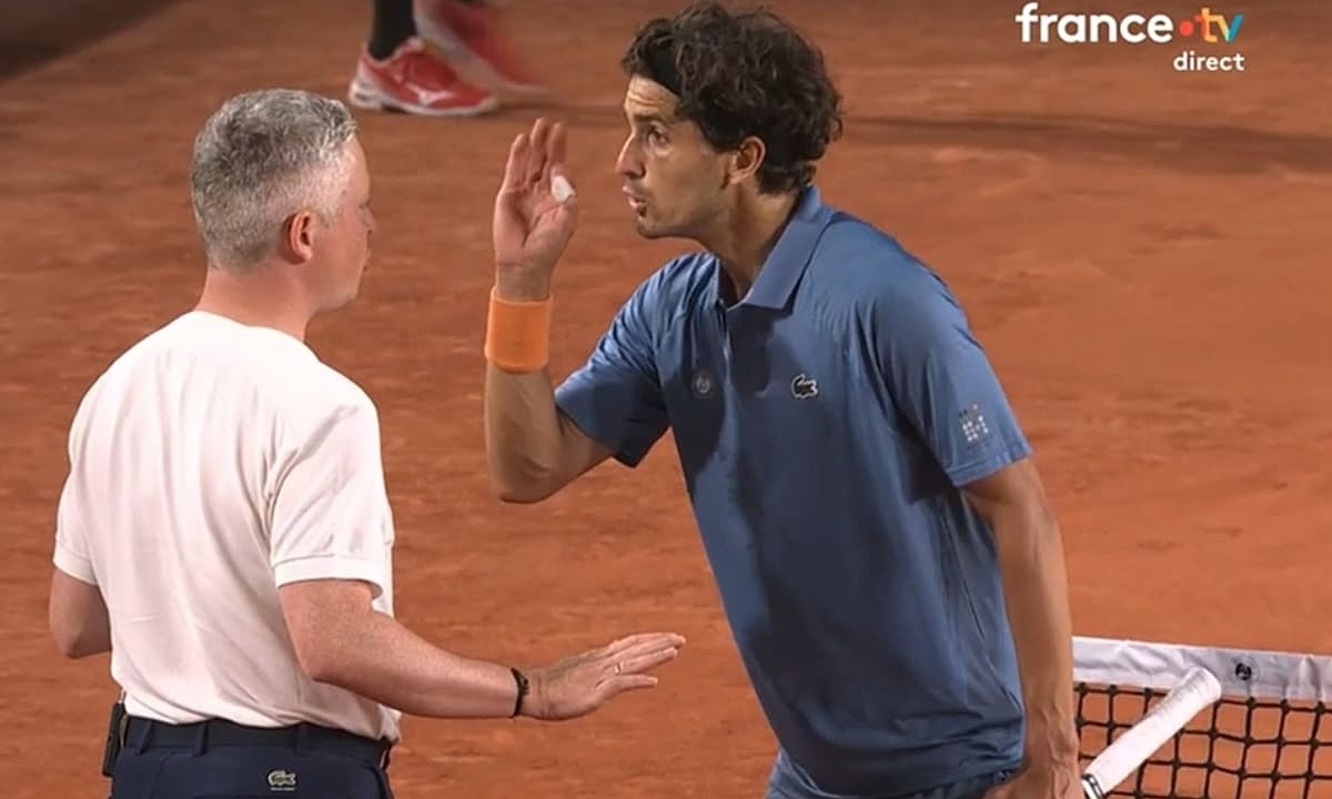 Tranh cãi căng thẳng về vết bóng ở Roland Garros 2026: Herbert nổi nóng, Sonego giành vé đi tiếp - hình ảnh - new88jl.com