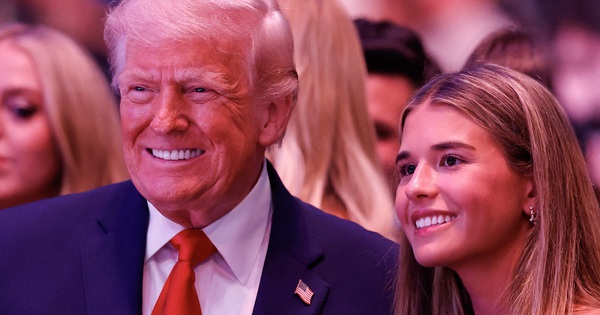 Cháu nội Donald Trump khoe ông dễ thương, NEW88 cược bóng đá theo dõi tin hot - hình ảnh - new88jl.com Cháu nội Donald Trump khoe ông dễ thương, NEW88 cược bóng đá theo dõi tin hot - hình ảnh - new88jl.com