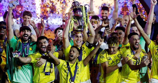Ronaldo tỏa sáng rực rỡ, đưa Al Nassr lên ngôi vô địch Saudi Pro League - hình ảnh - new88jl.com Ronaldo tỏa sáng rực rỡ, đưa Al Nassr lên ngôi vô địch Saudi Pro League - hình ảnh - new88jl.com