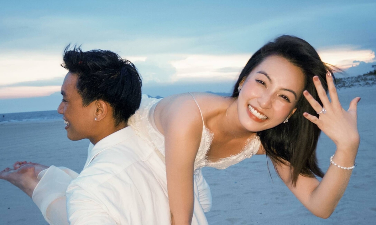 Thảo Tâm ‘Mắt biếc’ Hạnh Phúc Nhận Lời Cầu Hôn Trong Kỳ Nghỉ Dịu Êm - hình ảnh - new88jl.com Thảo Tâm ‘Mắt biếc’ Hạnh Phúc Nhận Lời Cầu Hôn Trong Kỳ Nghỉ Dịu Êm - hình ảnh - new88jl.com