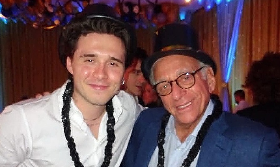 Brooklyn Beckham chúc sinh nhật bố vợ giữa tâm bão bất hòa gia đình - hình ảnh - new88jl.com