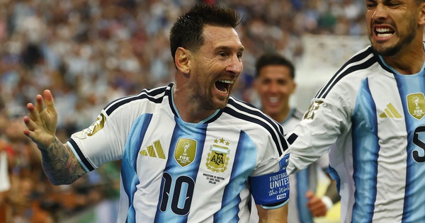 Messi đảo ngược tình thế trong cuộc đua Vua phá lưới World Cup: Bỏ xa Ronaldo, kém một người - hình ảnh - new88jl.com