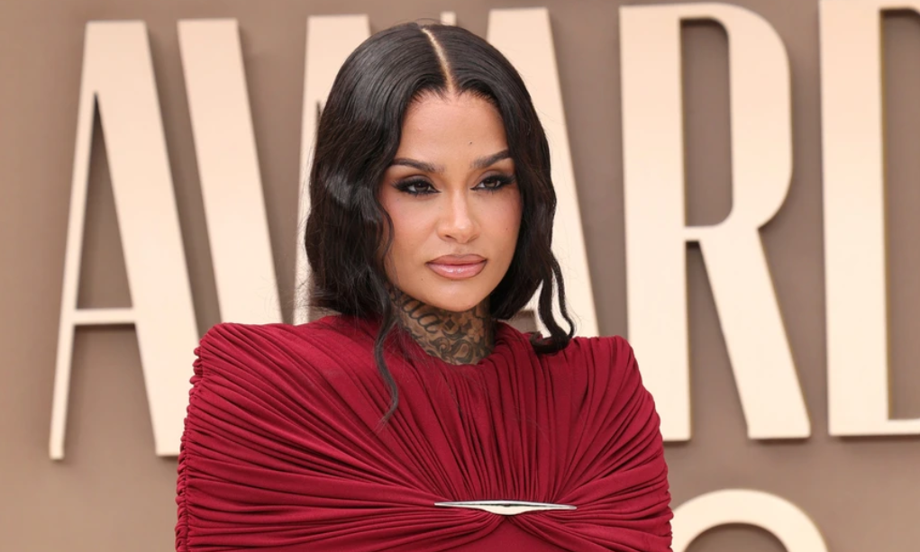 Ca sĩ Mỹ Kehlani tỏa sáng với thiết kế của NTK Việt Cường Đàm tại lễ trao giải BET 2026 - hình ảnh - new88jl.com Ca sĩ Mỹ Kehlani tỏa sáng với thiết kế của NTK Việt Cường Đàm tại lễ trao giải BET 2026 - hình ảnh - new88jl.com