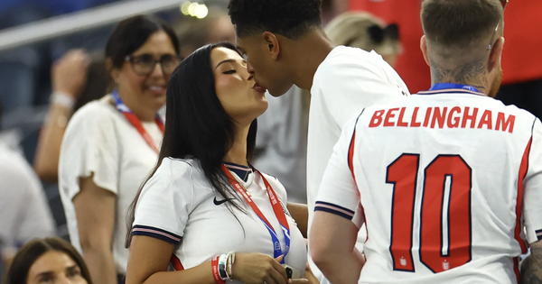 Chuyện ‘yêu’ tại World Cup 2026: Đội tuyển Anh cấm WAGs, Messi và Ronaldo thì sao? - hình ảnh - new88jl.com