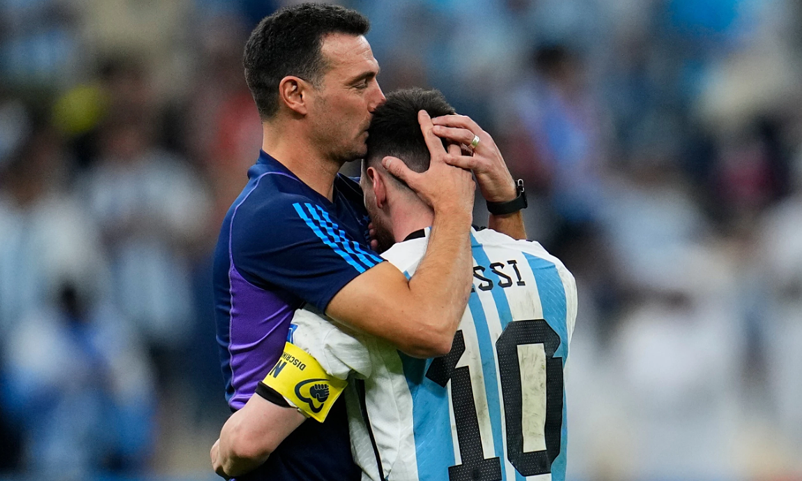 HLV Scaloni: ‘Trước khi ra quyết định, tôi luôn tham khảo Messi’ - hình ảnh - new88jl.com