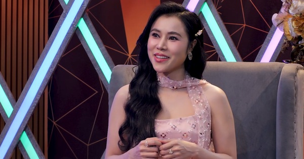 Ca sĩ Hồng Gấm và cuộc sống kín tiếng tuổi 33: Giữ lửa bolero giữa nhịp sống hiện đại - hình ảnh - new88jl.com Ca sĩ Hồng Gấm và cuộc sống kín tiếng tuổi 33: Giữ lửa bolero giữa nhịp sống hiện đại - hình ảnh - new88jl.com
