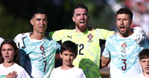 Ronaldo và Bồ Đào Nha ‘mang’ Diogo Jota đến World Cup 2026: Hành động đặc biệt khiến khán giả rơi lệ! - hình ảnh - new88jl.com Ronaldo và Bồ Đào Nha ‘mang’ Diogo Jota đến World Cup 2026: Hành động đặc biệt khiến khán giả rơi lệ! - hình ảnh - new88jl.com
