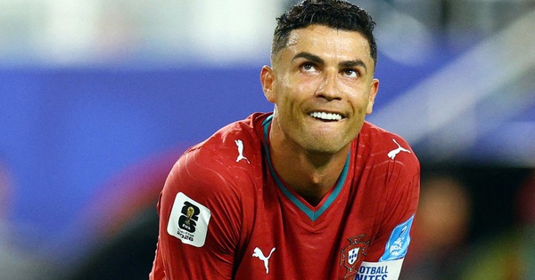 Nỗi buồn khó tả của Ronaldo: Nhạt nhòa, điểm thấp và bị mỉa mai - hình ảnh - new88jl.com Nỗi buồn khó tả của Ronaldo: Nhạt nhòa, điểm thấp và bị mỉa mai - hình ảnh - new88jl.com