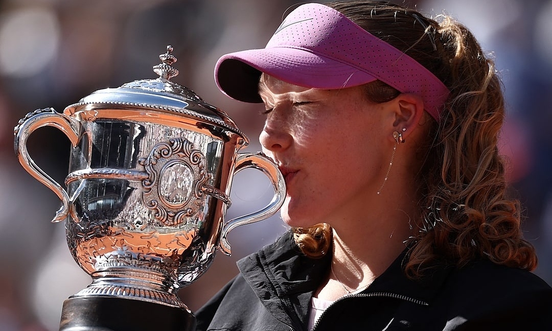 Andreeva Vô Địch Roland Garros 2026: Hiện Tượng 19 Tuổi Gây Chấn Động Làng Quần Vợt - hình ảnh - new88jl.com Andreeva Vô Địch Roland Garros 2026: Hiện Tượng 19 Tuổi Gây Chấn Động Làng Quần Vợt - hình ảnh - new88jl.com