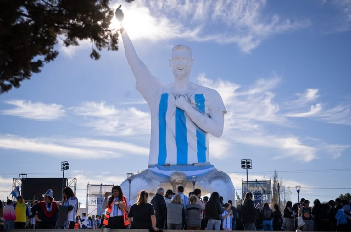 Argentina khánh thành tượng Messi cao 26 mét: góc nhìn mới cho người chơi Việt - hình ảnh - new88jl.com