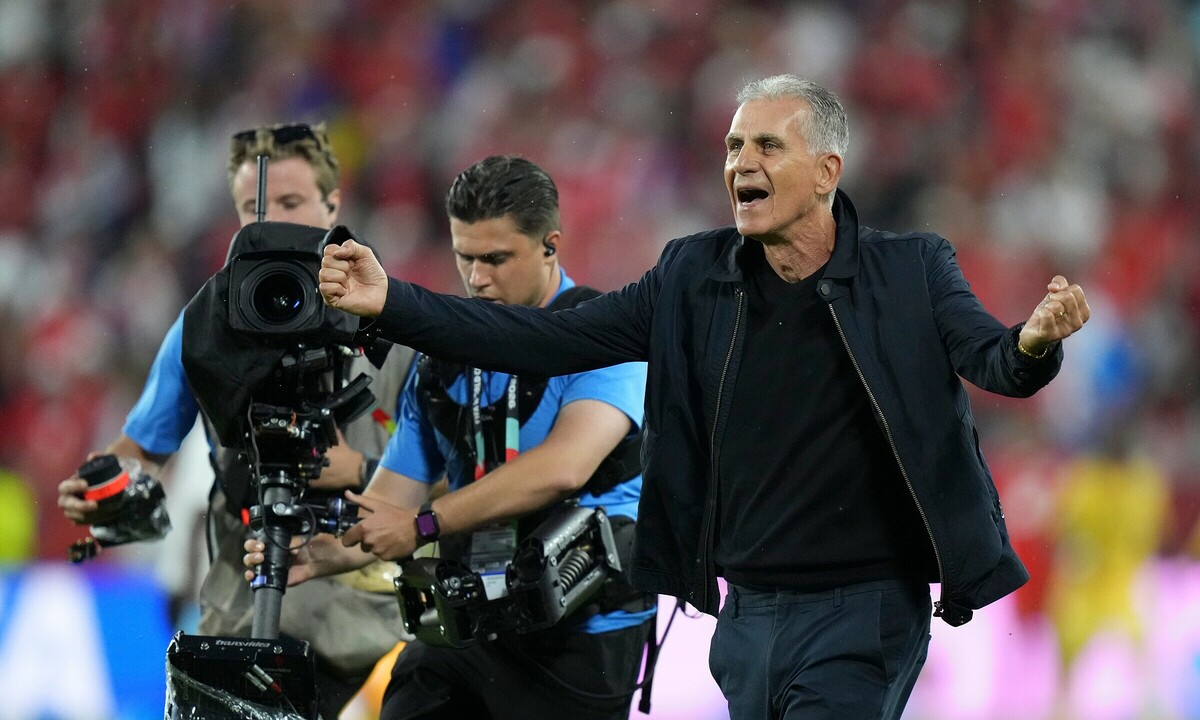 HLV Carlos Queiroz lập kỷ lục ở World Cup: Khoảnh khắc lịch sử và cơ hội cá cược hấp dẫn - hình ảnh - new88jl.com