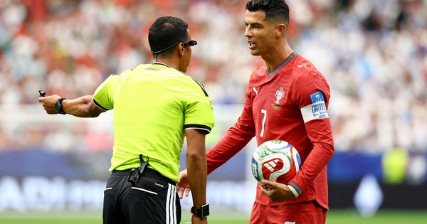 Ronaldo từ chối trả lời câu hỏi về Messi, NEW88 baccarat – điểm nóng cho fan túc cầu - hình ảnh - new88jl.com