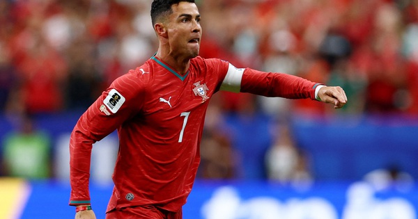 Bồ Đào Nha 5-0 Uzbekistan: Ronaldo lập kỳ tích, NEW88 cập nhật tỷ lệ cược hấp dẫn - hình ảnh - new88jl.com Bồ Đào Nha 5-0 Uzbekistan: Ronaldo lập kỳ tích, NEW88 cập nhật tỷ lệ cược hấp dẫn - hình ảnh - new88jl.com