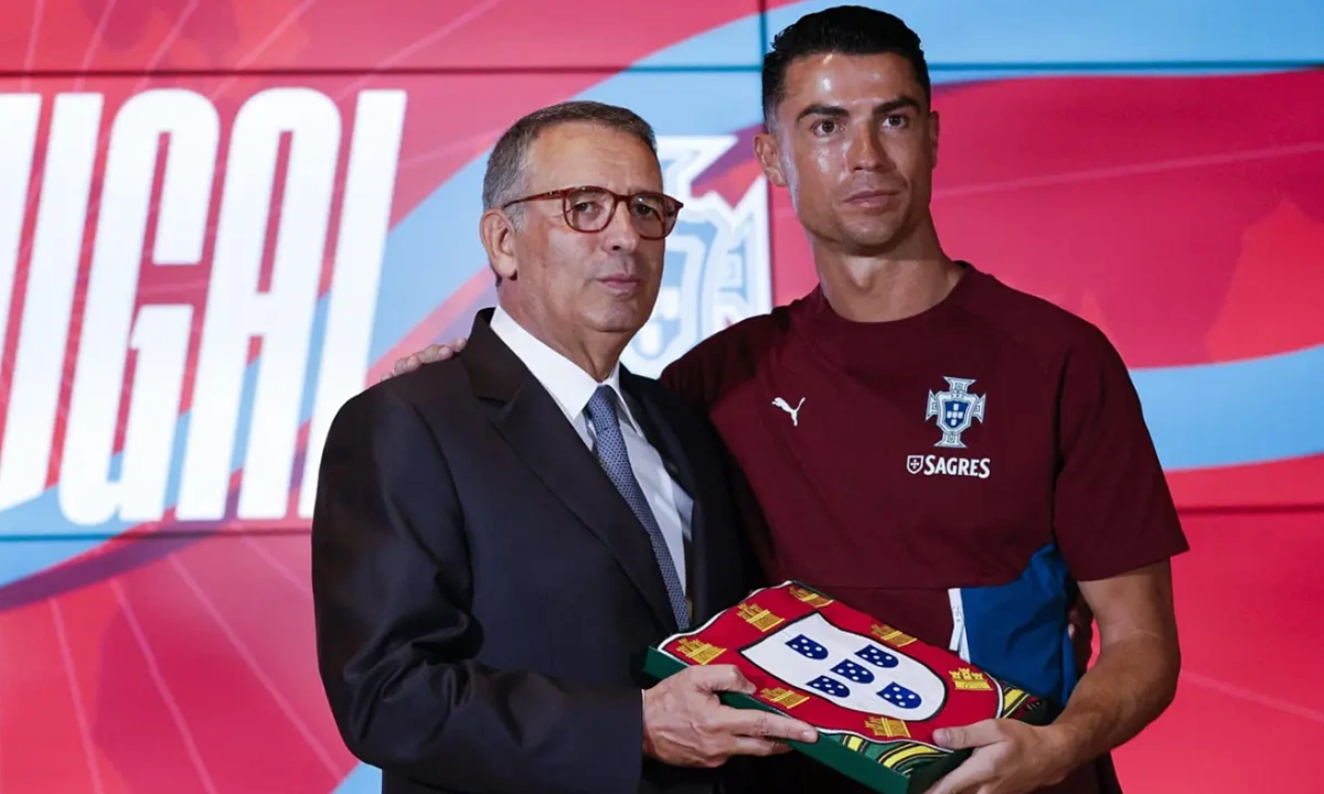 Link vào nhà cái NEW88: Ronaldo nhận quốc kỳ, quyết tâm chinh phục World Cup 2026 - hình ảnh - new88jl.com