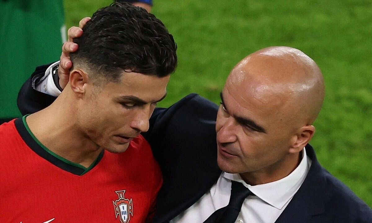 Shearer: ‘HLV Bồ Đào Nha không dám thay Ronaldo’ - hình ảnh - new88jl.com Shearer: ‘HLV Bồ Đào Nha không dám thay Ronaldo’ - hình ảnh - new88jl.com