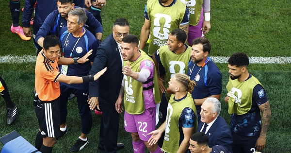 FIFA tức tốc điều chỉnh VAR sau hàng loạt tranh cãi, ứng dụng luôn trận Pháp thắng Ma Rốc: góc nhìn mới cho người chơi Việt - hình ảnh - new88jl.com