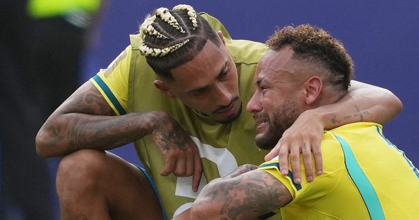 Neymar khóc nức nở sau thất bại của Brazil: Khi ngôi sao cũng phải gục ngã - hình ảnh - new88jl.com Neymar khóc nức nở sau thất bại của Brazil: Khi ngôi sao cũng phải gục ngã - hình ảnh - new88jl.com