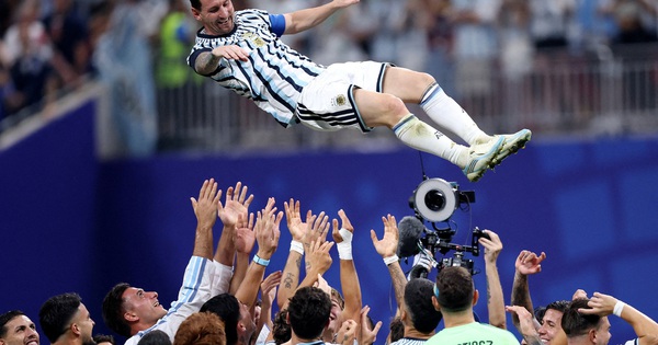 Roy Keane ca ngợi tinh thần ‘chiến đấu đường phố’ của Argentina sau kỳ tích lội ngược dòng không tưởng - hình ảnh - new88jl.com Roy Keane ca ngợi tinh thần ‘chiến đấu đường phố’ của Argentina sau kỳ tích lội ngược dòng không tưởng - hình ảnh - new88jl.com