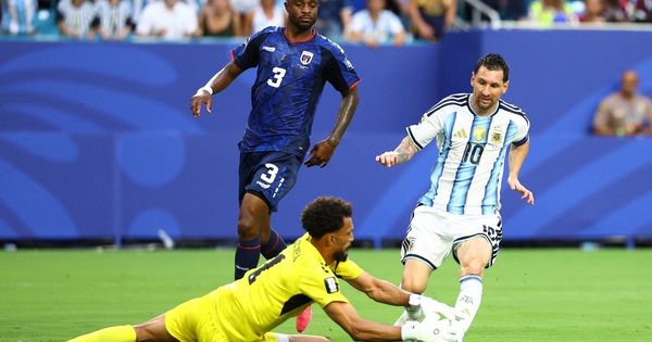 Messi nói đùa mà… rất thật ‘cầu thủ Cabo Verde đá tôi tơi tả, rồi xin chữ ký’ - hình ảnh - new88jl.com
