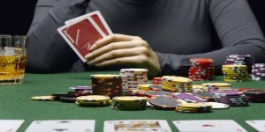 Mẹo Chơi Poker Hay Chia Sẻ Từ Nhà Cái NEW88 3 kiểu người chơi Poker